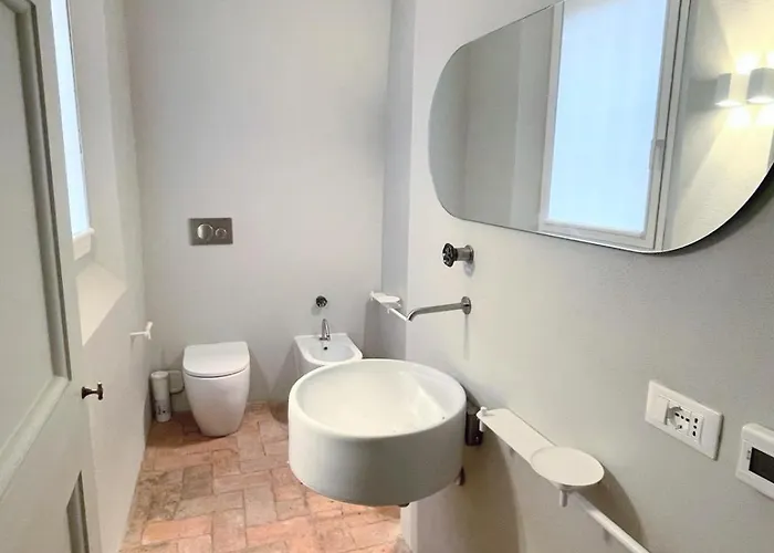 Bolove51, Un Loft Silenzioso Nel Cuore Della Citta Lägenhet Bologna